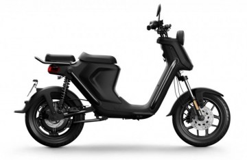 Niu uqi gt zwart zijkant